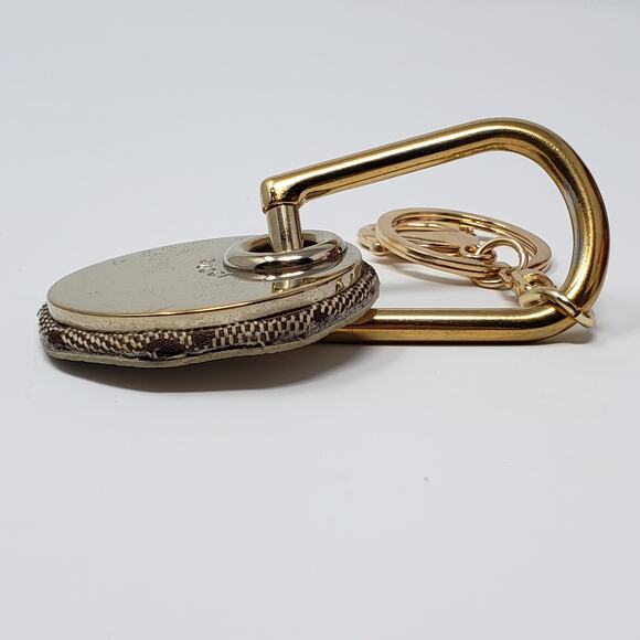 Gucci Bright Brass + Beige Leather Repurposed Keychain - Picture 7 of 10